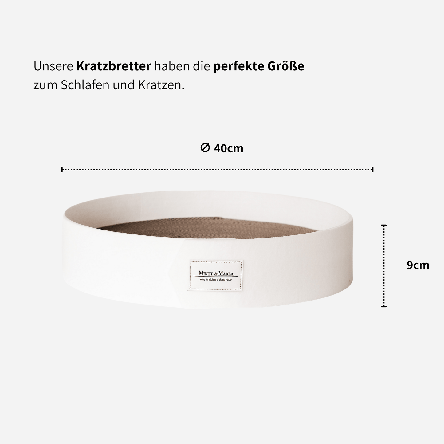 Weißes Kratzbrett für Katzen inklusive Katzenminze